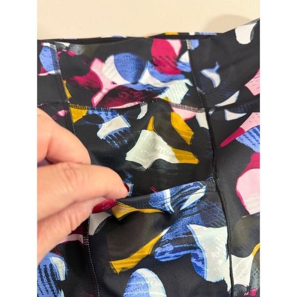 Brooks Women Method 3/4 Abstract Floral Print Leggings Athleisure Size Large - Picture 8 of 12